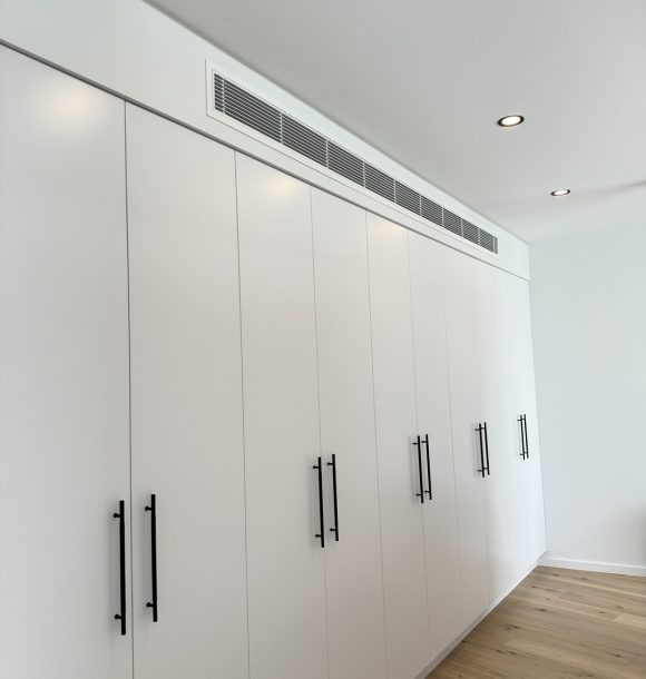 Bulkhead_in_Wardrobe_Cabinetry